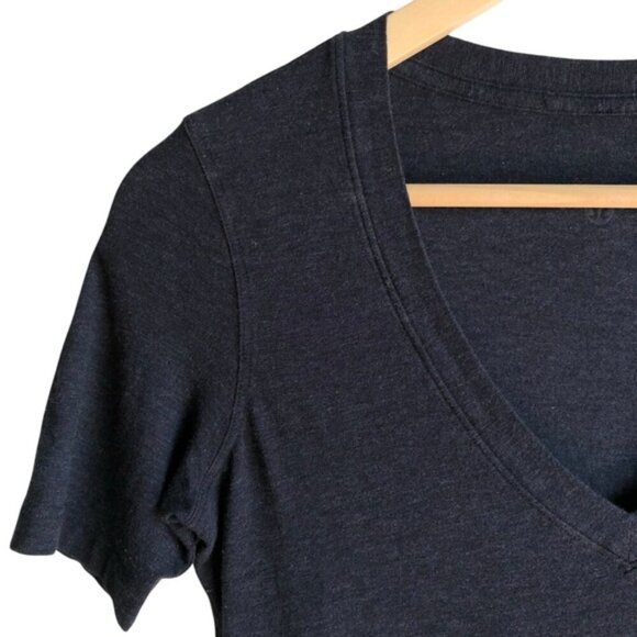 Lululemon Love Tee Size 4 Heathered Black Pima Cotton V-Neck - Picture 5 of 11